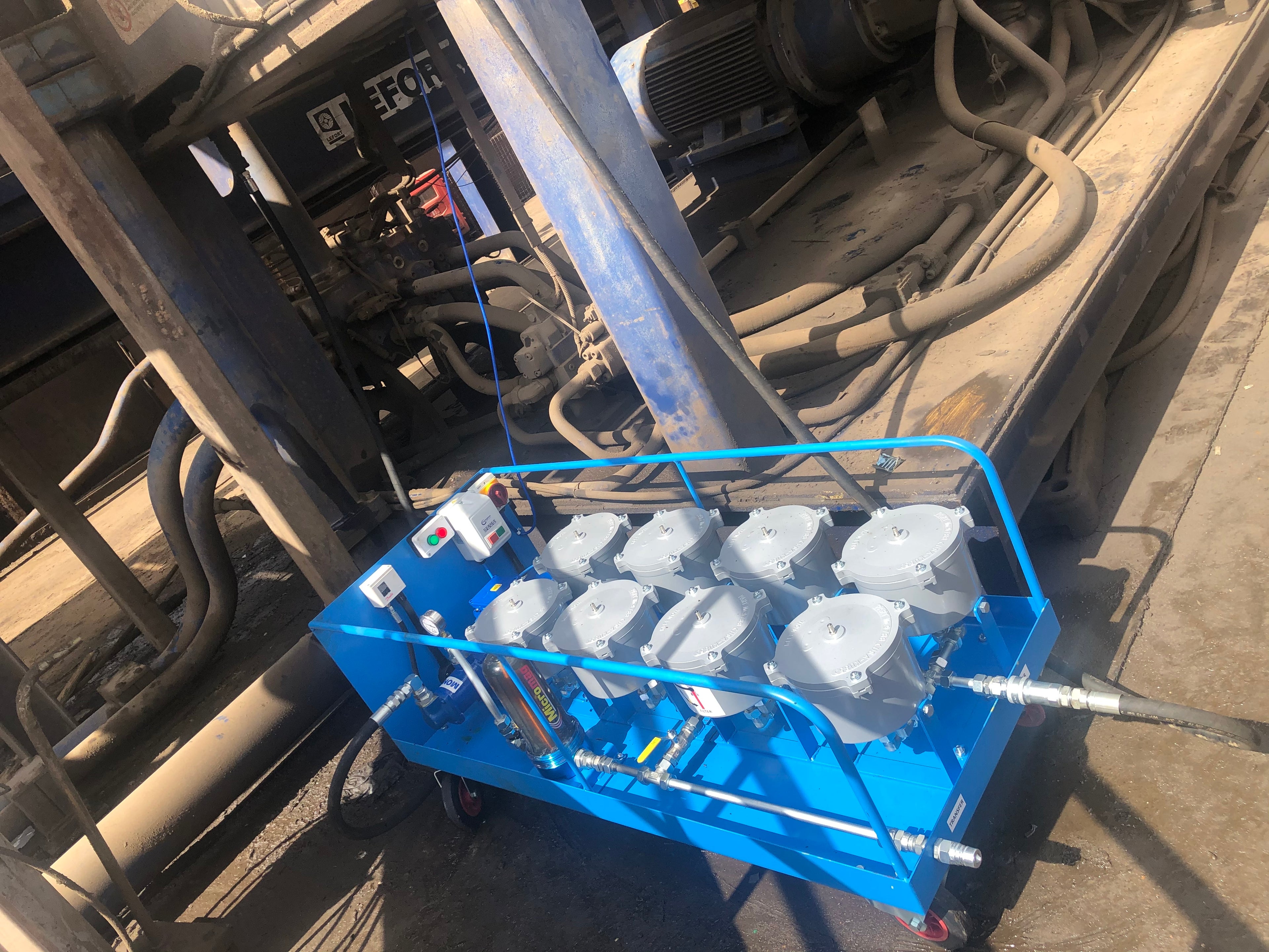 Kleenoil By-pass Filtration System MS8 - c/w Micromag M10 Oil purification cart.